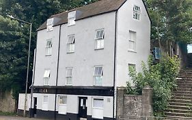 Alma House Hostel Dover United Kingdom